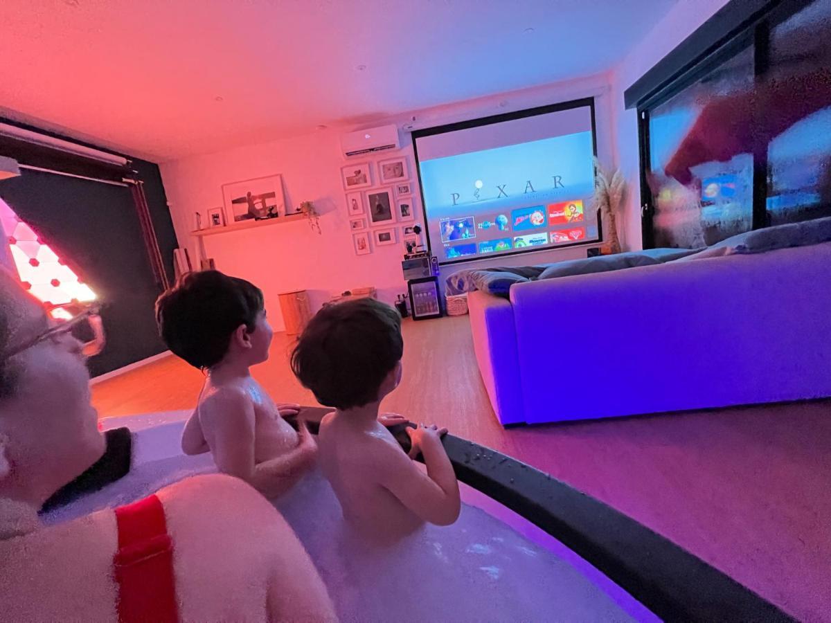 Capsule Nature & Photos - Jacuzzi - Netflix & Home Cinema - Ps5 & Jeu Thun-Saint-Martin Экстерьер фото