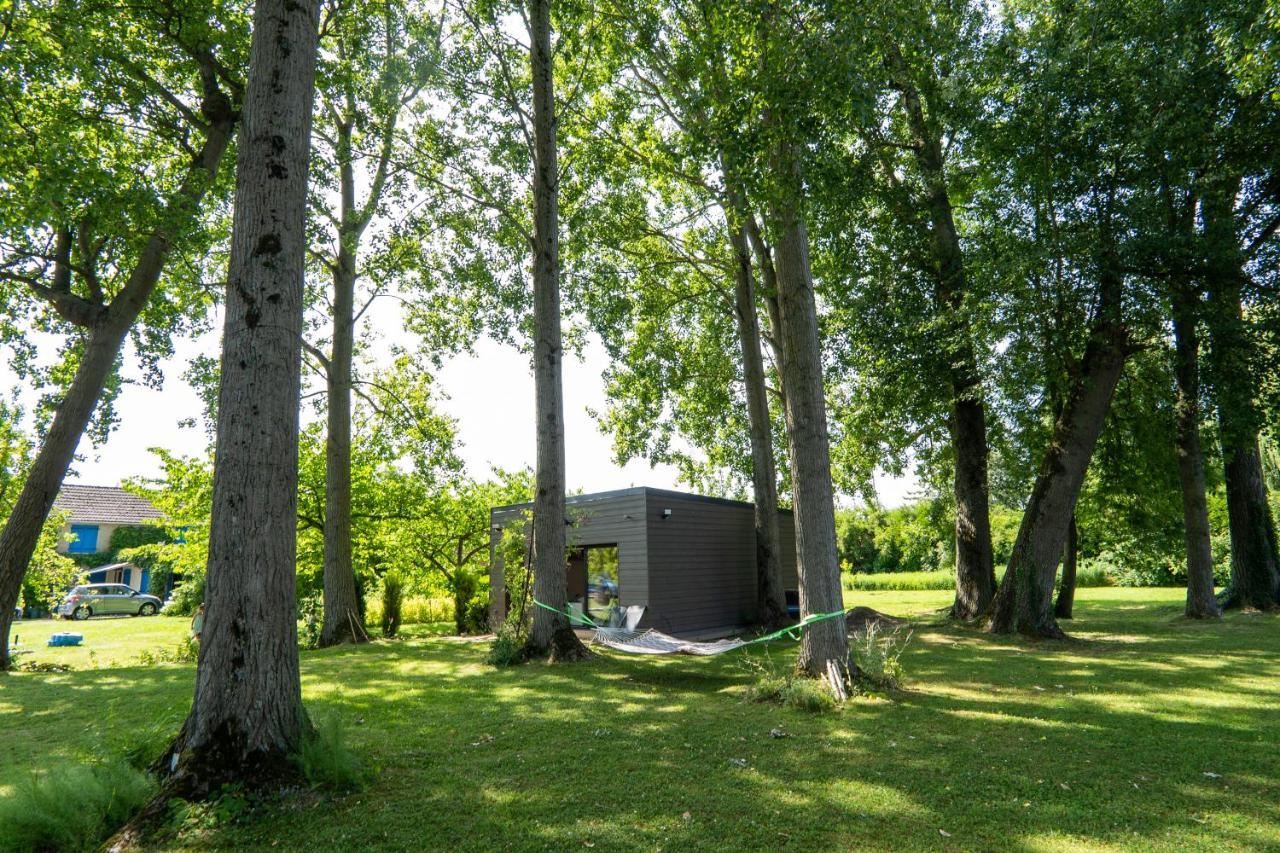Capsule Nature & Photos - Jacuzzi - Netflix & Home Cinema - Ps5 & Jeu Thun-Saint-Martin Экстерьер фото